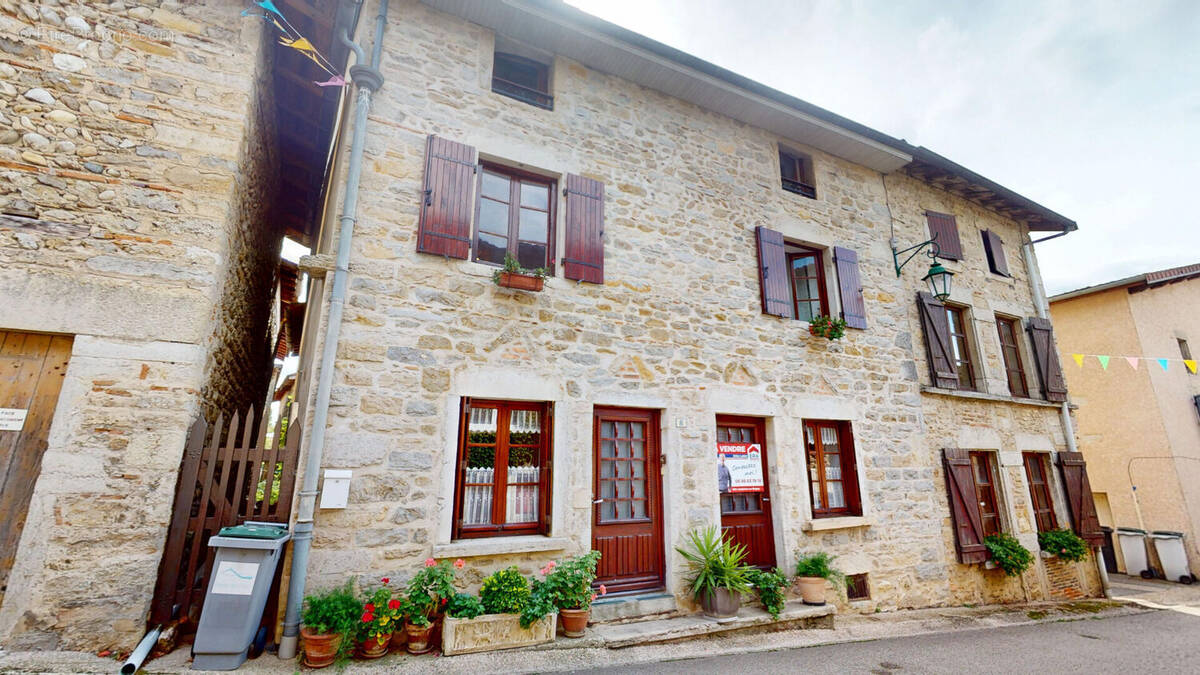Maison à AMBERIEU-EN-BUGEY