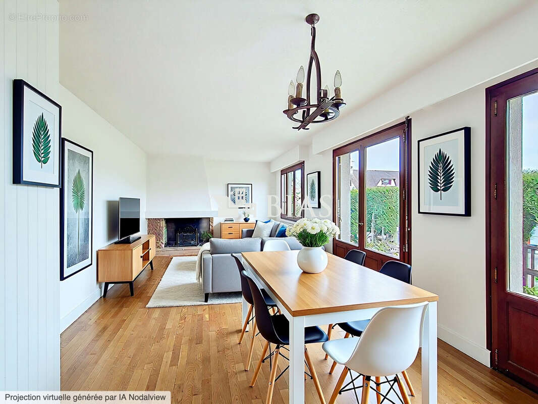 Maison à VOISCREVILLE