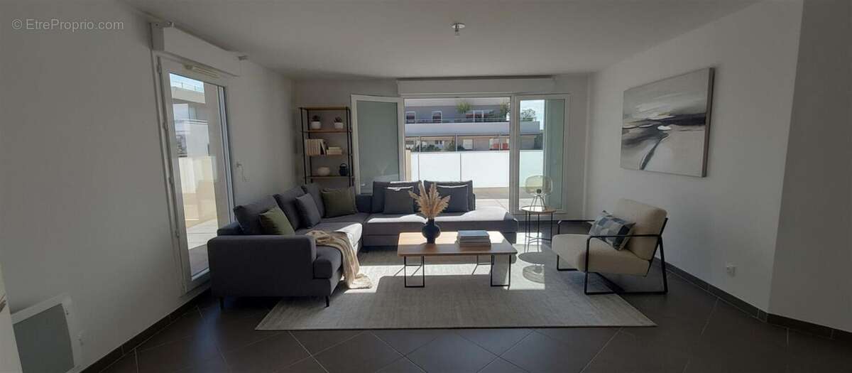 30.GARD.NIMES. Appartement de standing de 69 m² avec terrasse de 46 m² dans résidence hautement sécurisée - photo 2
