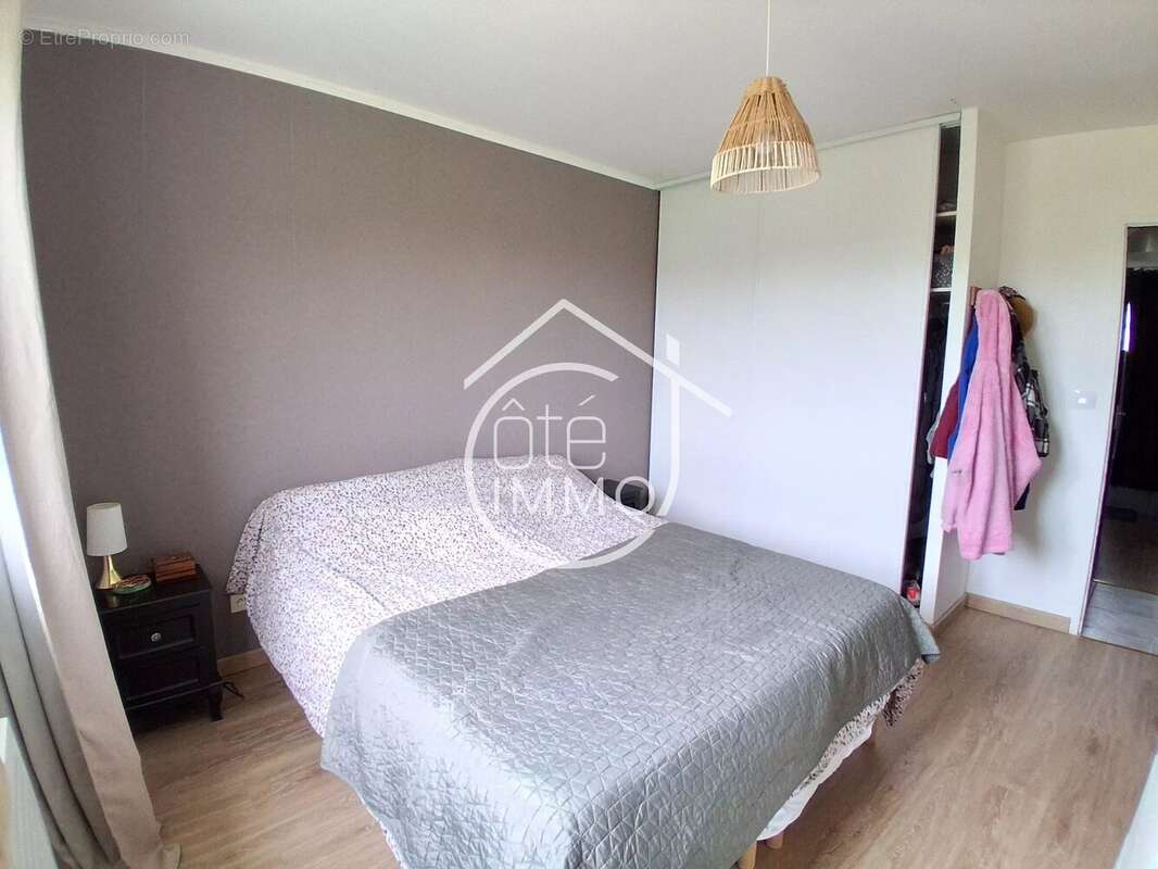 Maison à FLAUJAGUES