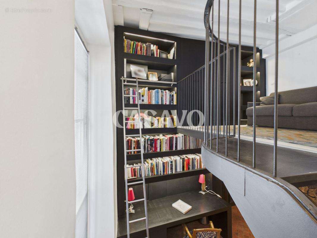 Appartement à PARIS-3E