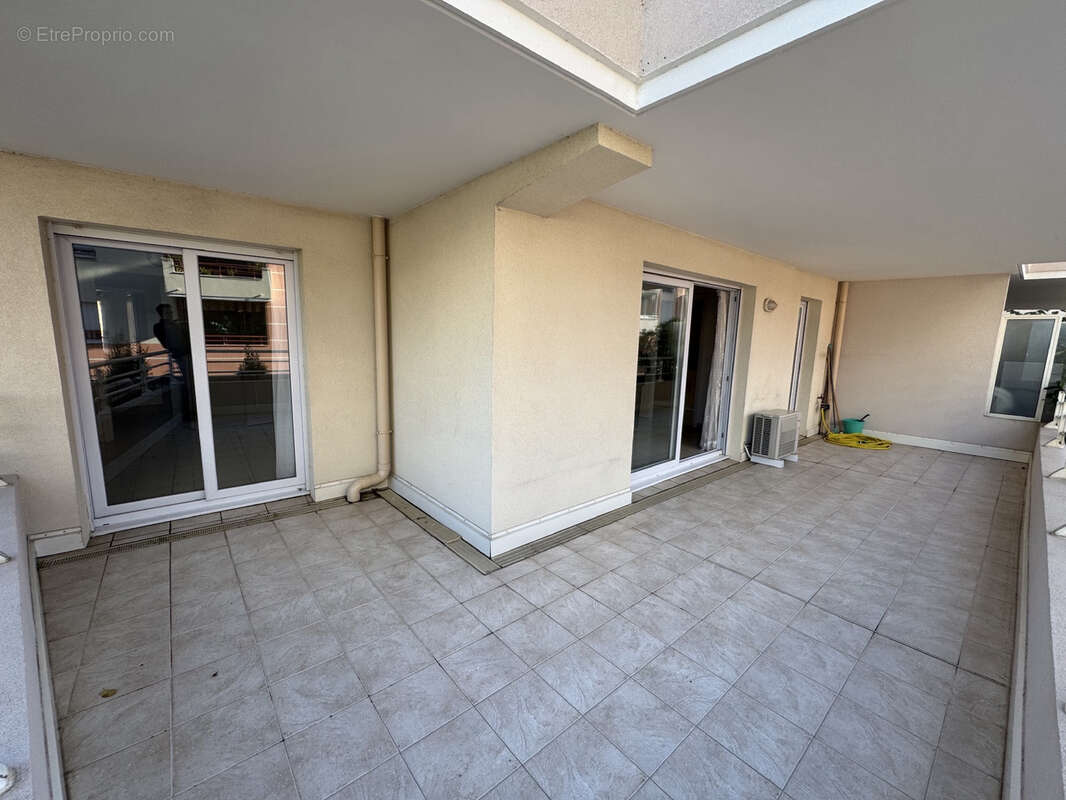 Appartement à SAINT-RAPHAEL