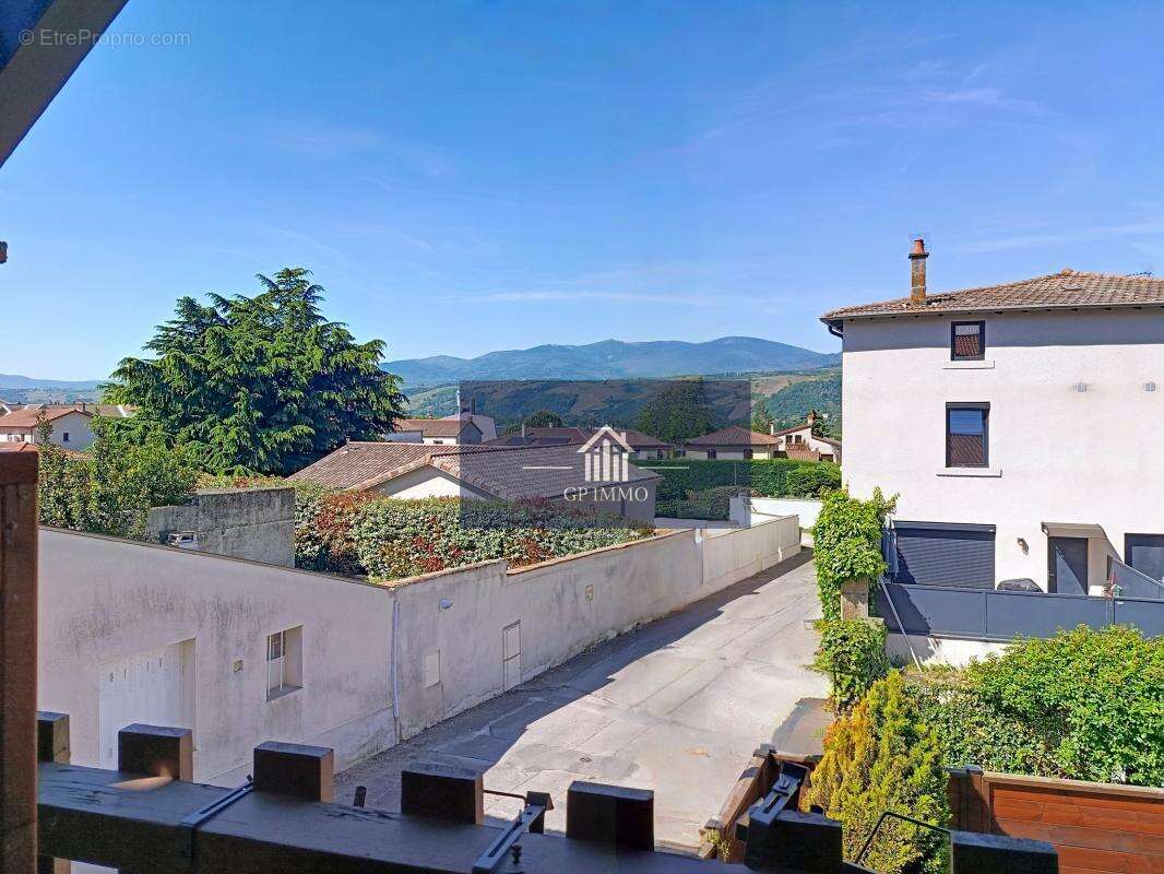 Maison à SAINT-CLAIR-DU-RHONE