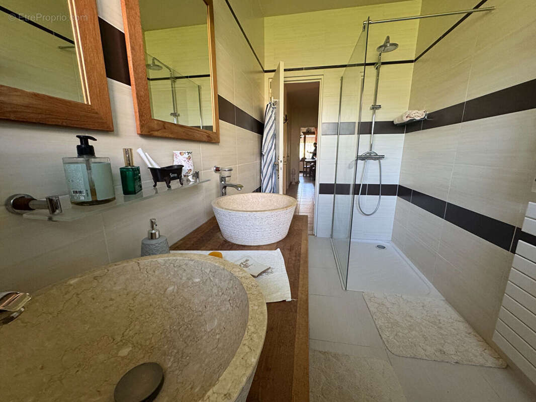 Maison familiale 145 m2 - 4 chambres - photo 6