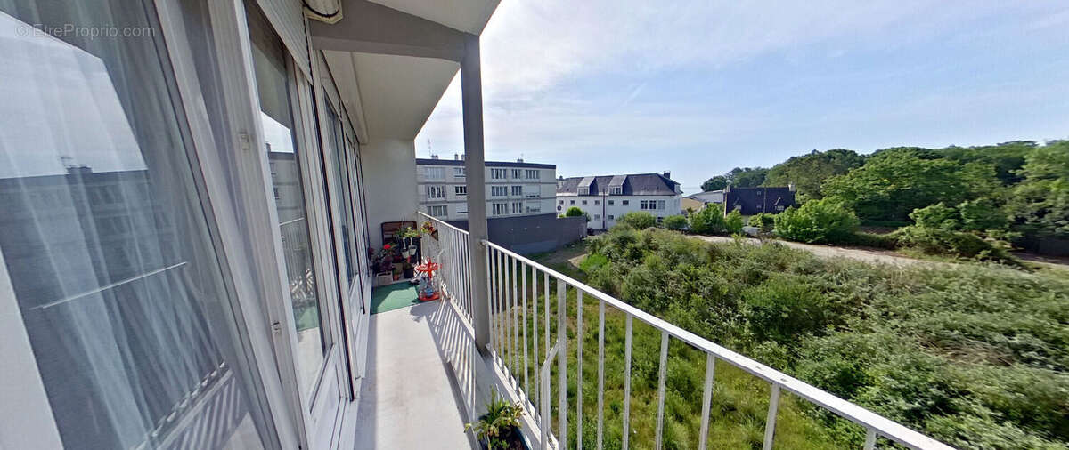 Investissement appartement t3 a vendre brest kerbonne - locataire en place - ascenseur - terrasse - investissement - photo 2