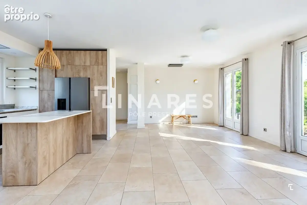 LES BASTIDES – Maison plain-pied de 150m2 - Piscine - Terrain 2000m2 - 13100 Aix-en-Provence/Puyricard - photo 8