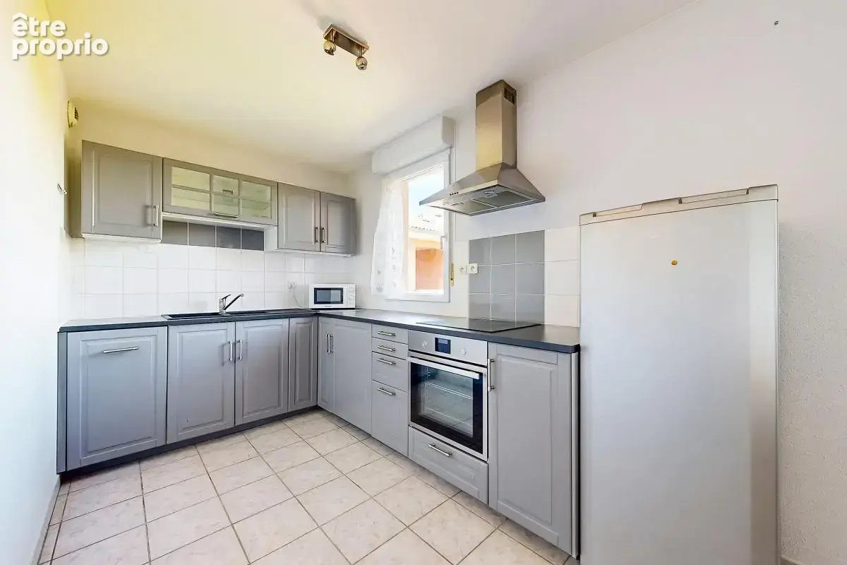 T2 avec balcon et 2 places de parking - Idéal premier achat ou investissement - Lavaur - photo 2