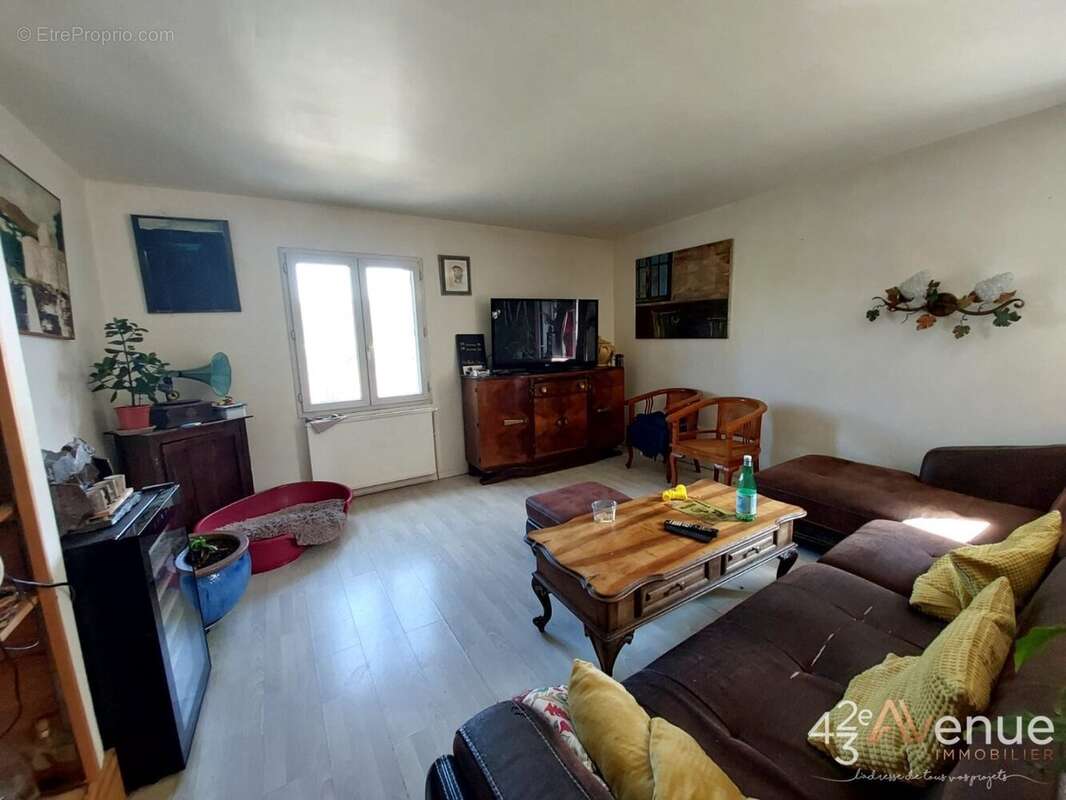 Maison à LA RICAMARIE