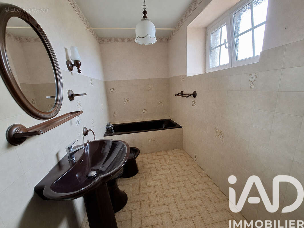 Maison 119 m² à Breteuil  - photo 8