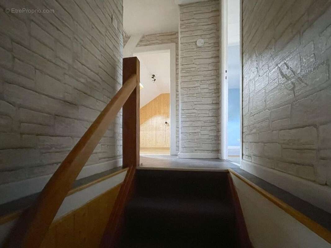 Maison 70 m² à Boussieres  - photo 8