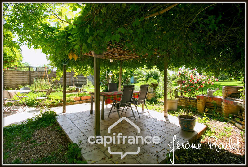 Maison à CHAMPIGNY-LE-SEC