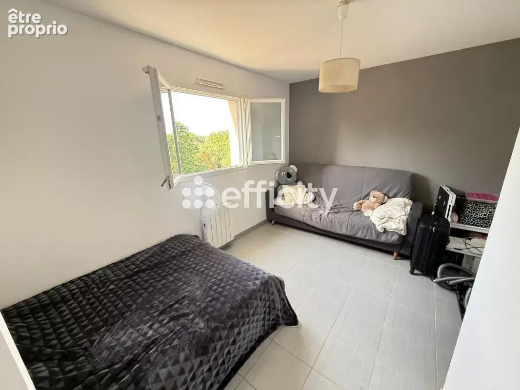 Maison 9 pièces 247 m² à vendre à La Roche-Sur-Yon (85000) - photo 7