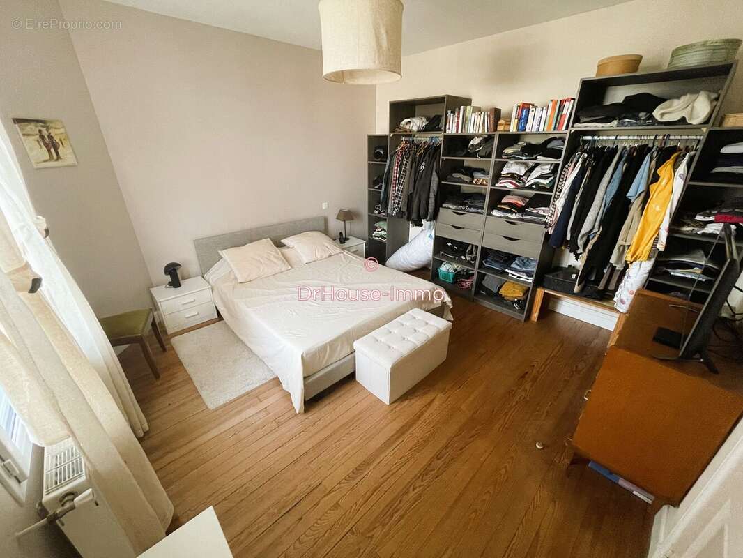 Maison 156 m² à La Creche  - photo 5