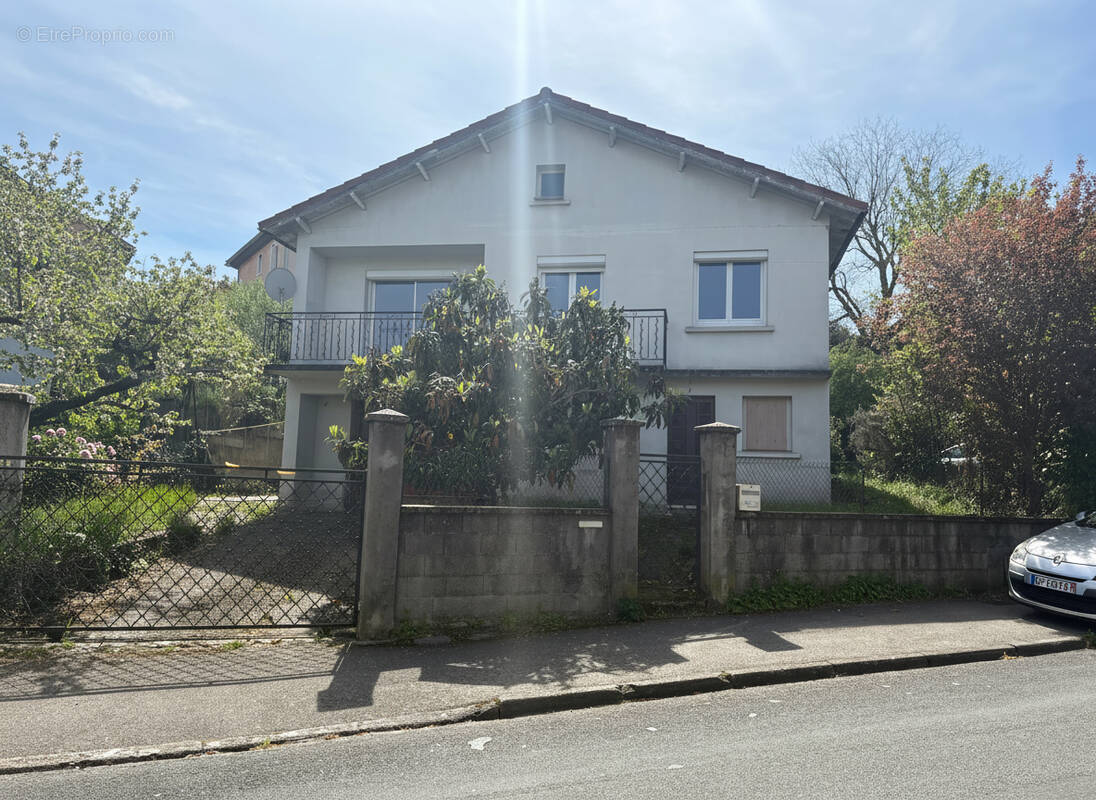 Maison à MILLAU