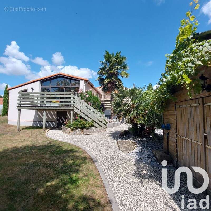 Photo 8 - Maison à MORTAGNE-SUR-SEVRE