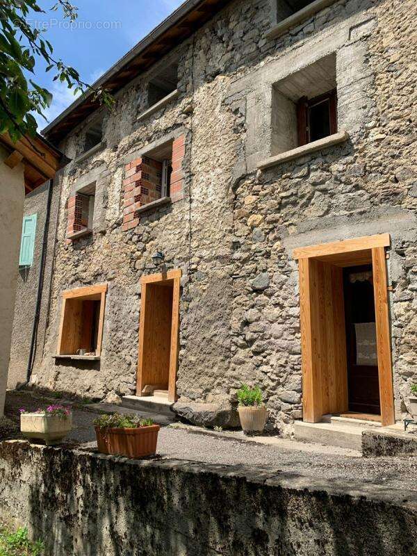 Maison à AX-LES-THERMES