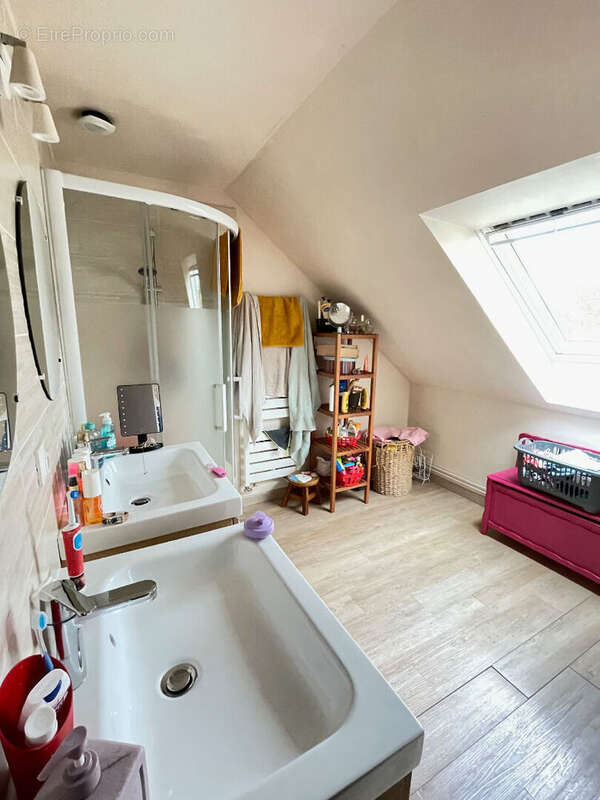 Maison à NOGENT-LE-ROI