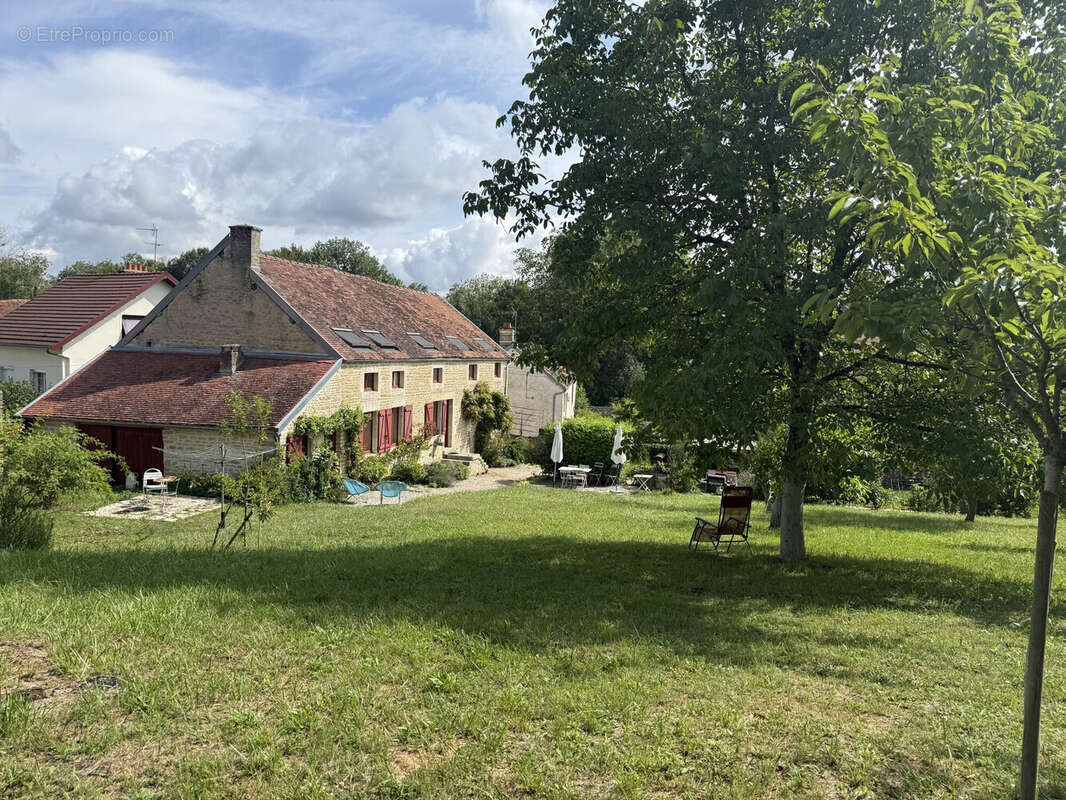 Maison à CHATILLON-SUR-SEINE