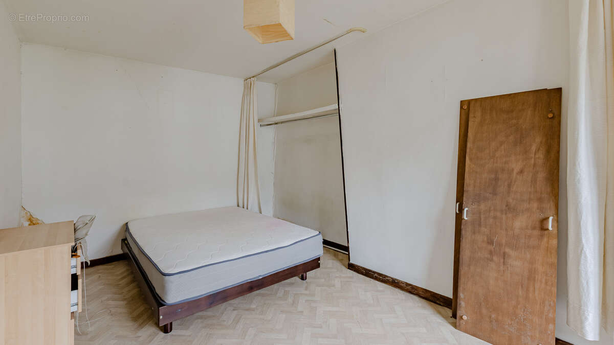 Appartement à PARIS-10E