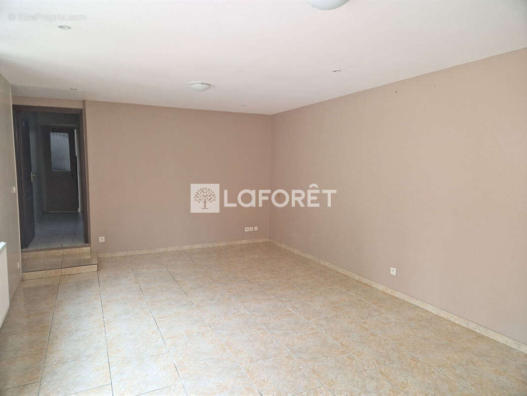 Maison à SAINT-QUENTIN