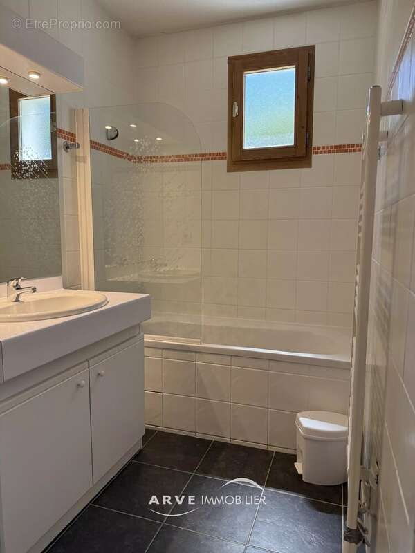 Appartement à SAINT-GERVAIS-LES-BAINS