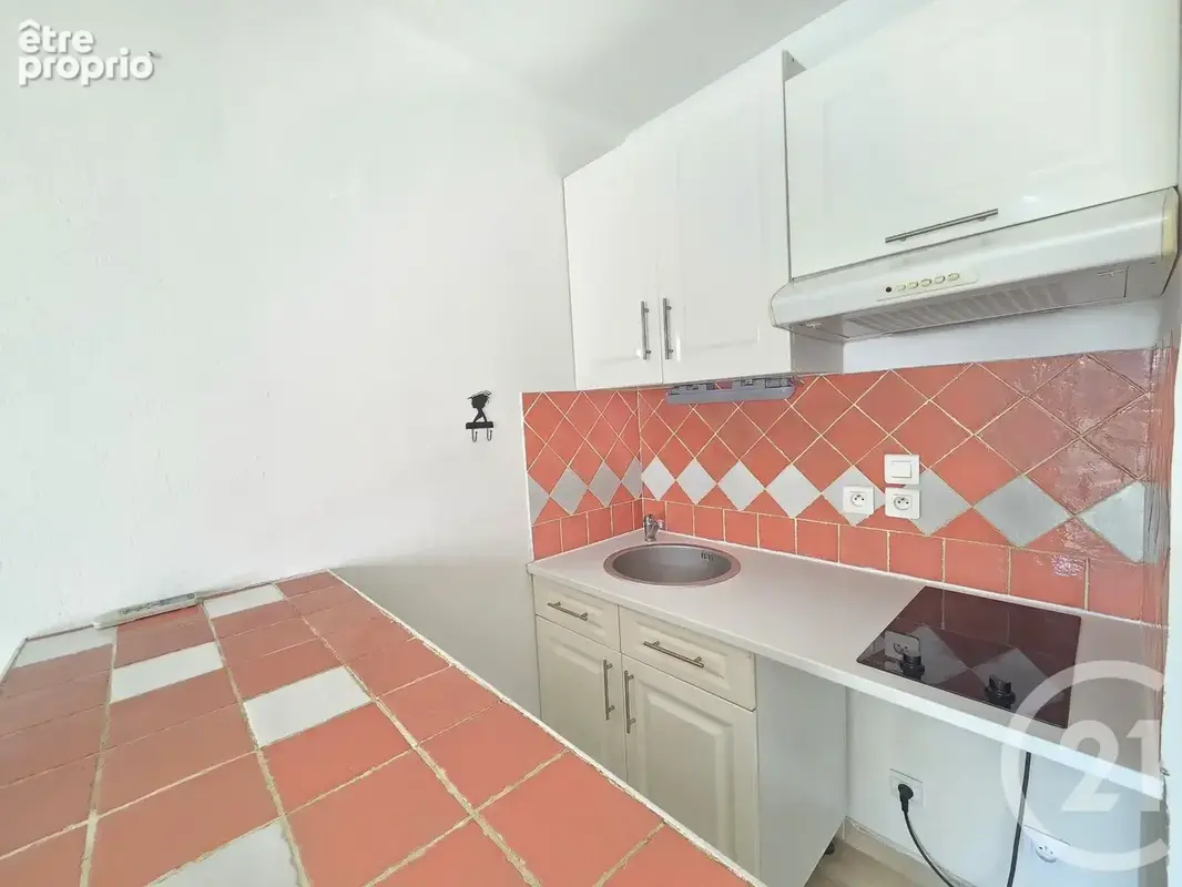 Appartement 1 pièce 22 m² à vendre à Sanary-Sur-Mer (83110) - photo 3