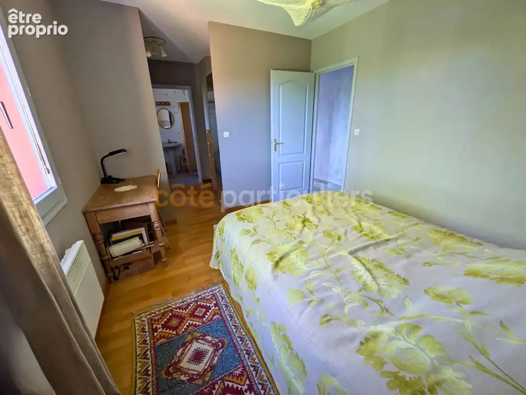 Maison de plain-pied - 4 chambres - Garage - Piscine - photo 10