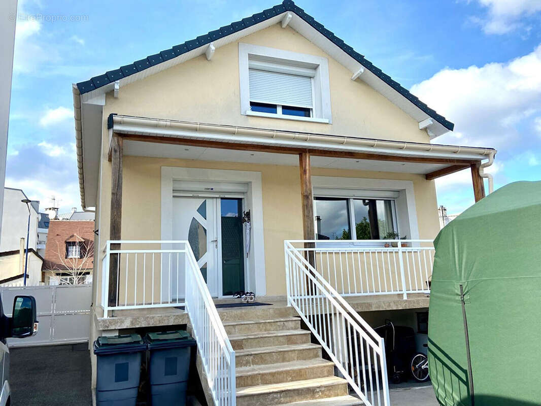 Maison à DRANCY