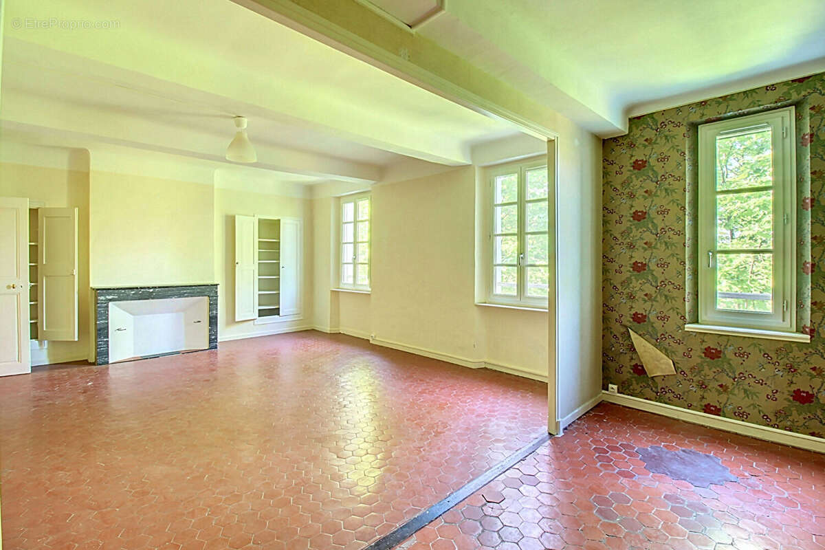 Appartement à DRAGUIGNAN