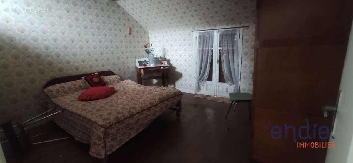 Maison à CHATILLON-SUR-INDRE