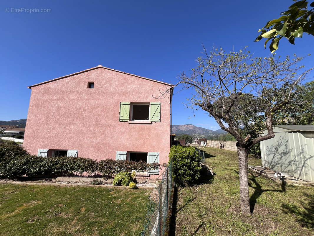 Maison à AFA