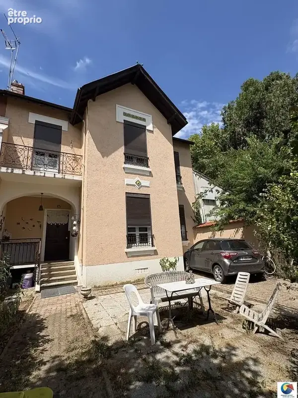 Maison 6 pièces 120 m² à vendre à Villeurbanne (69100) - photo 1
