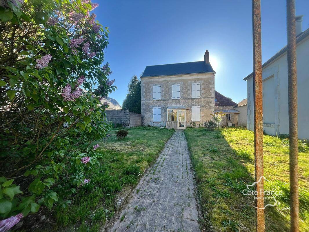 Maison à MOLESMES