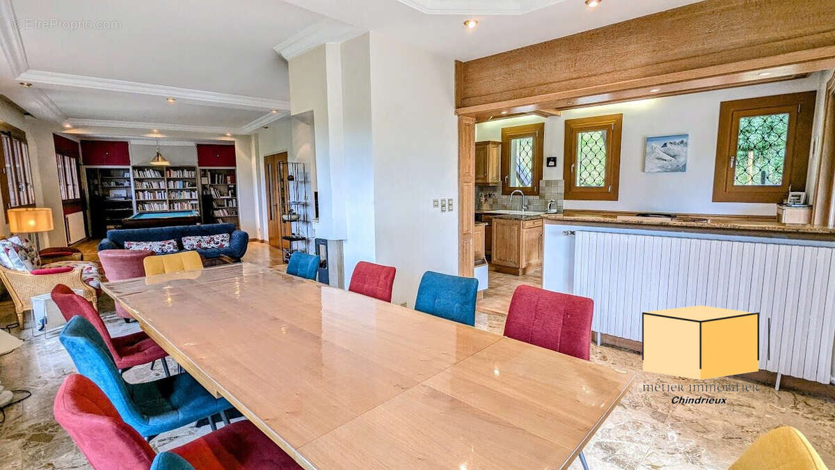Maison 304 m² à Chanaz  - photo 7