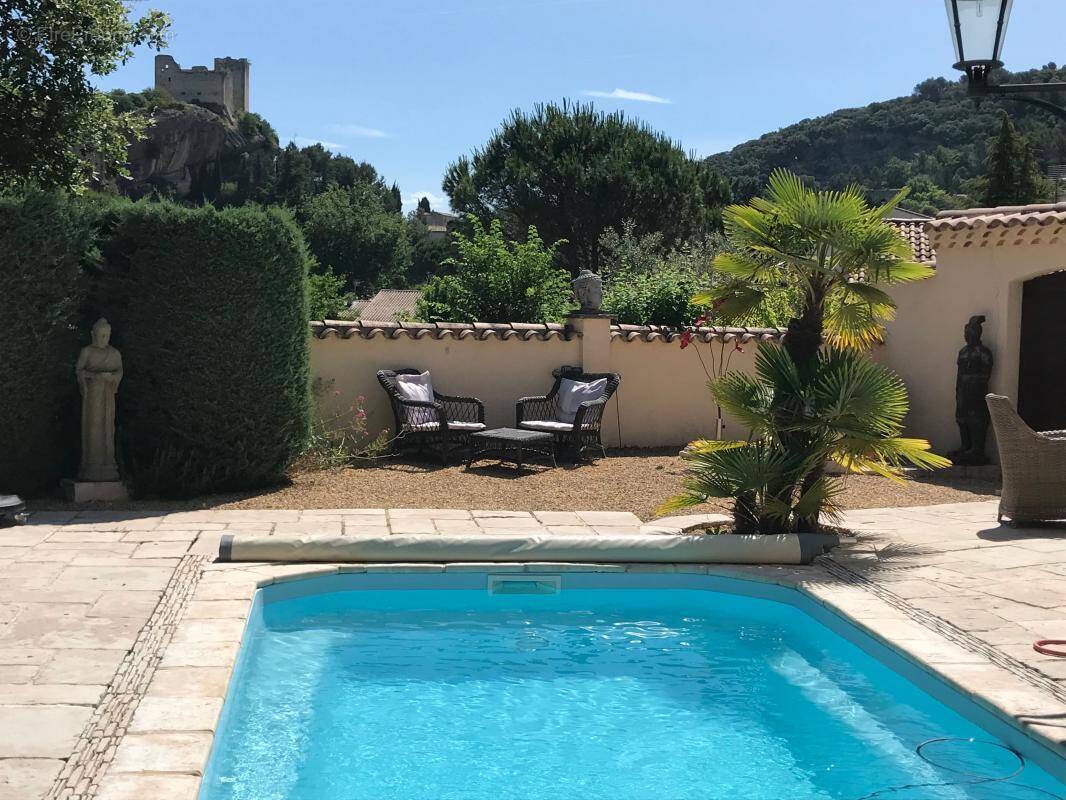 Maison à VAISON-LA-ROMAINE