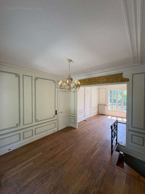 Maison à VILLEMOMBLE