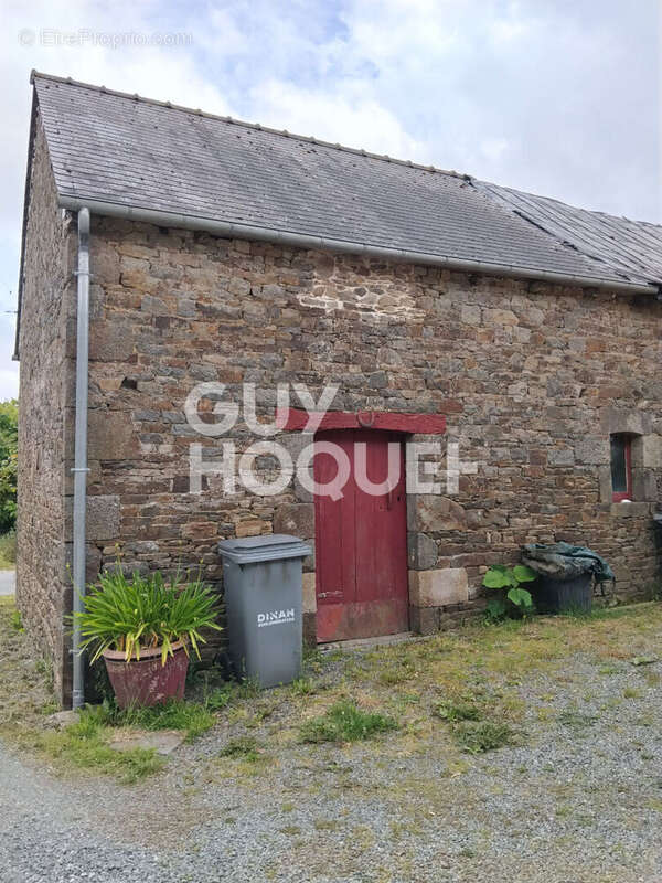 Maison à LES CHAMPS-GERAUX