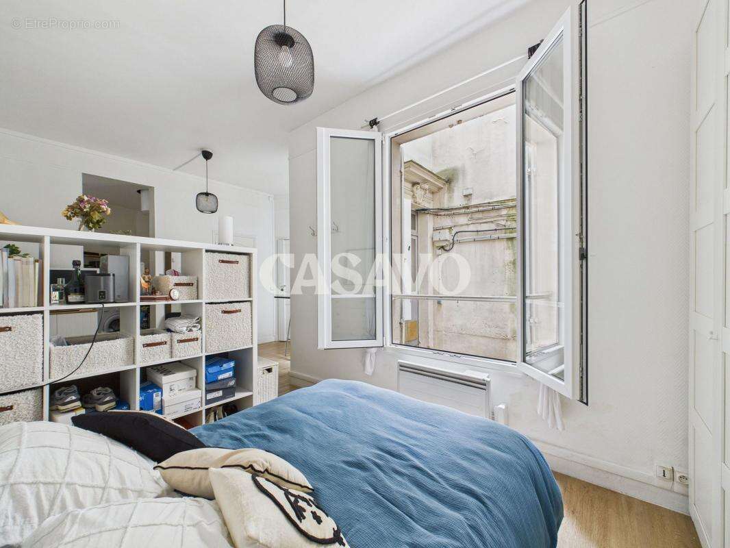 Appartement à PARIS-7E