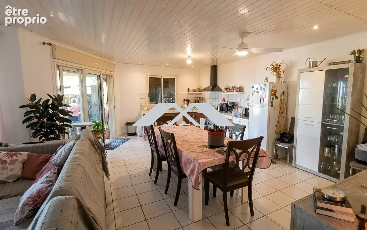 Maison 108 m² à Saint-Joseph  - photo 2