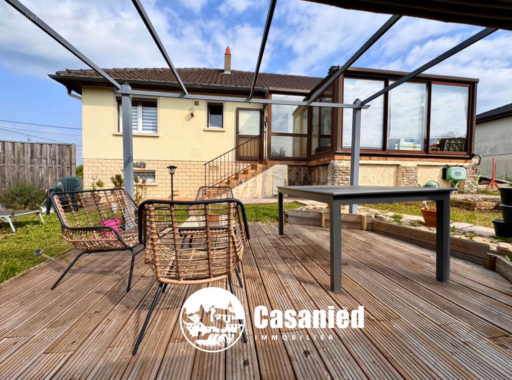 Maison à BOUZONVILLE