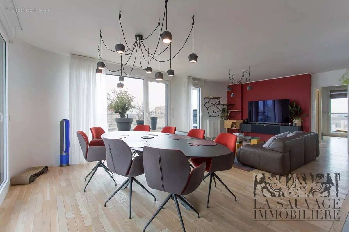 Appartement à COLOMBES