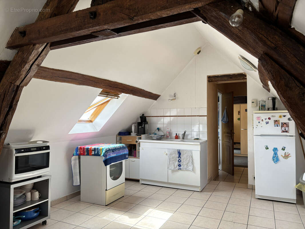 Appartement à YVOY-LE-MARRON