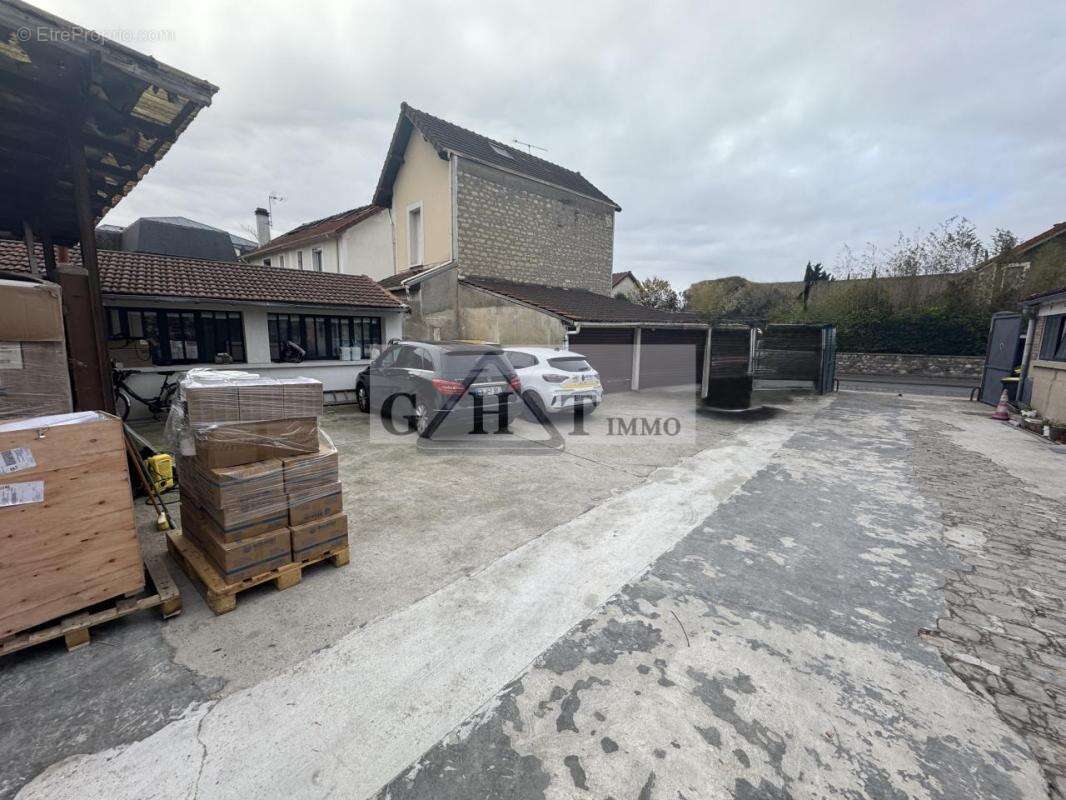 Commerce à CHAMPIGNY-SUR-MARNE