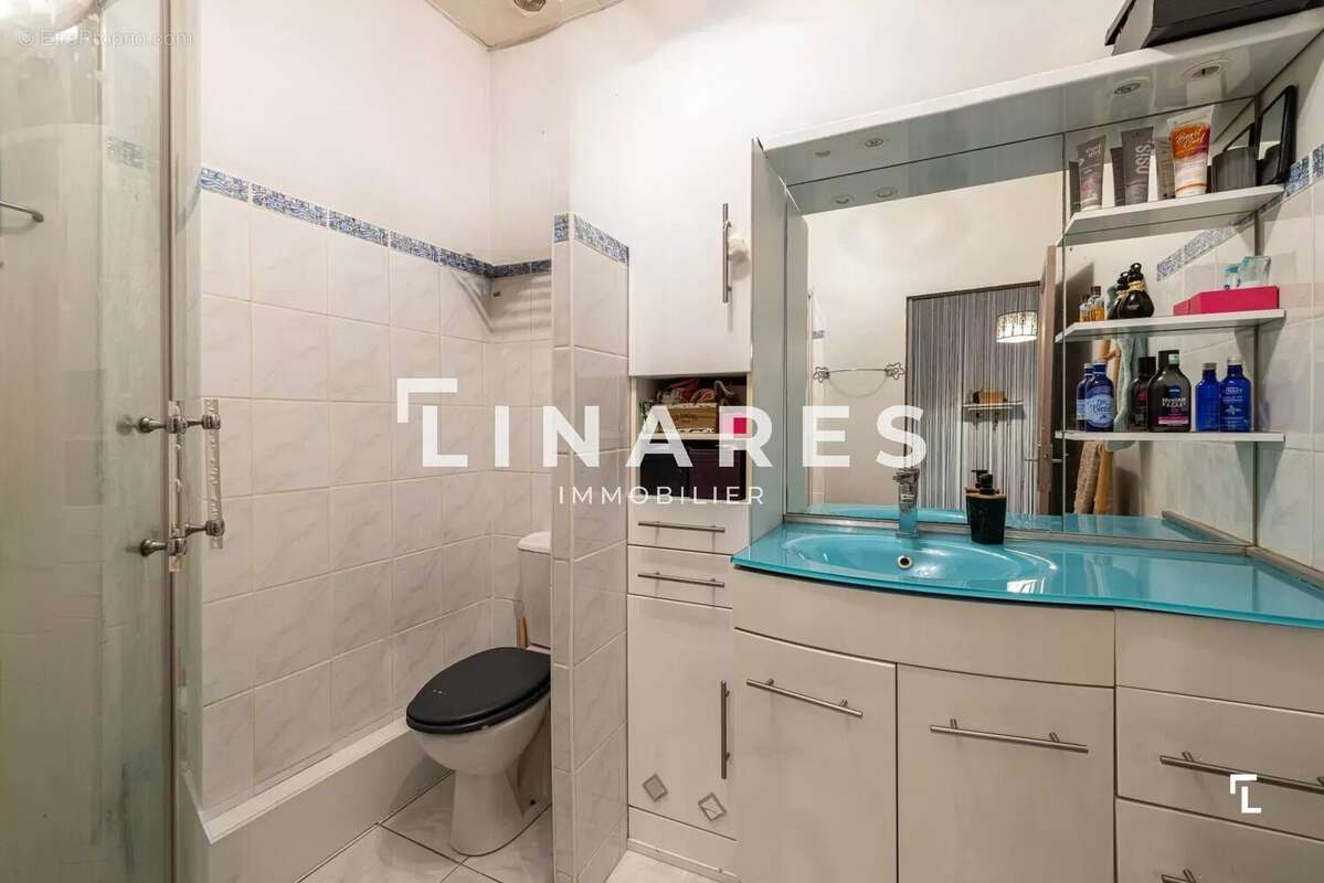 Appartement à MARSEILLE-3E