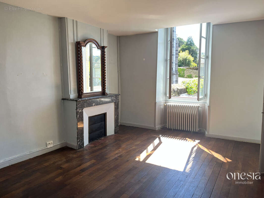 Appartement à OLORON-SAINTE-MARIE