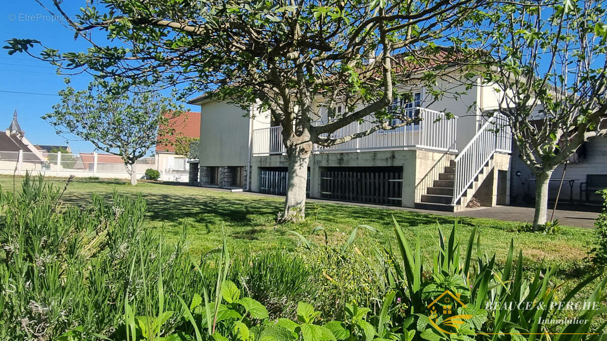 Maison à ILLIERS-COMBRAY