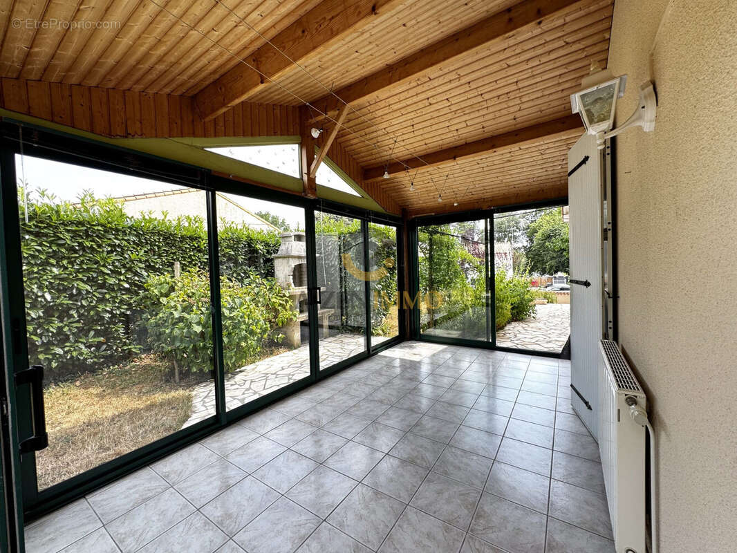 Maison 156 m² à Secondigny  - photo 8