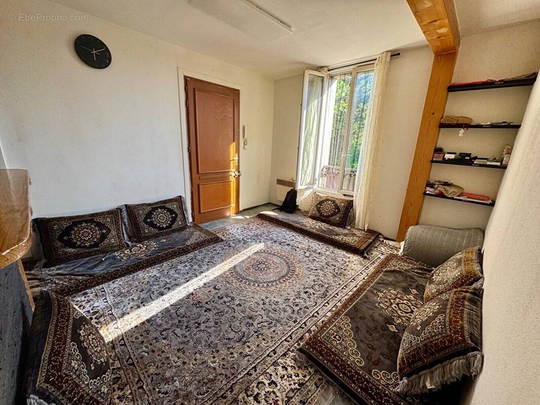 Appartement à VILLENEUVE-SAINT-GEORGES