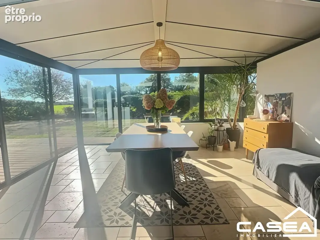 Maison 6 pièces 145 m² à vendre à Plomelin (29700) - photo 5