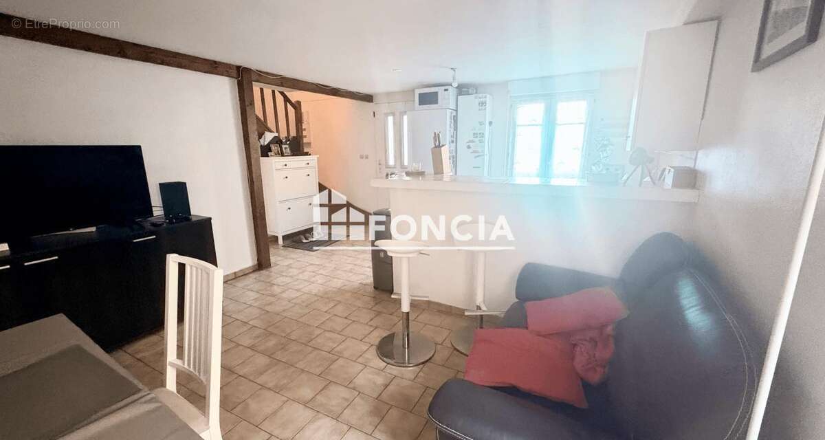 Appartement à SACLAS